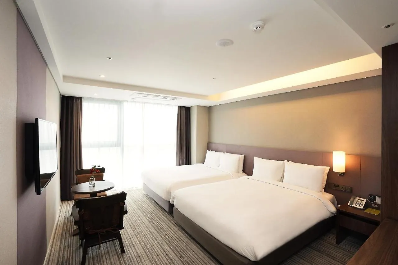 Hotel Adela Busan