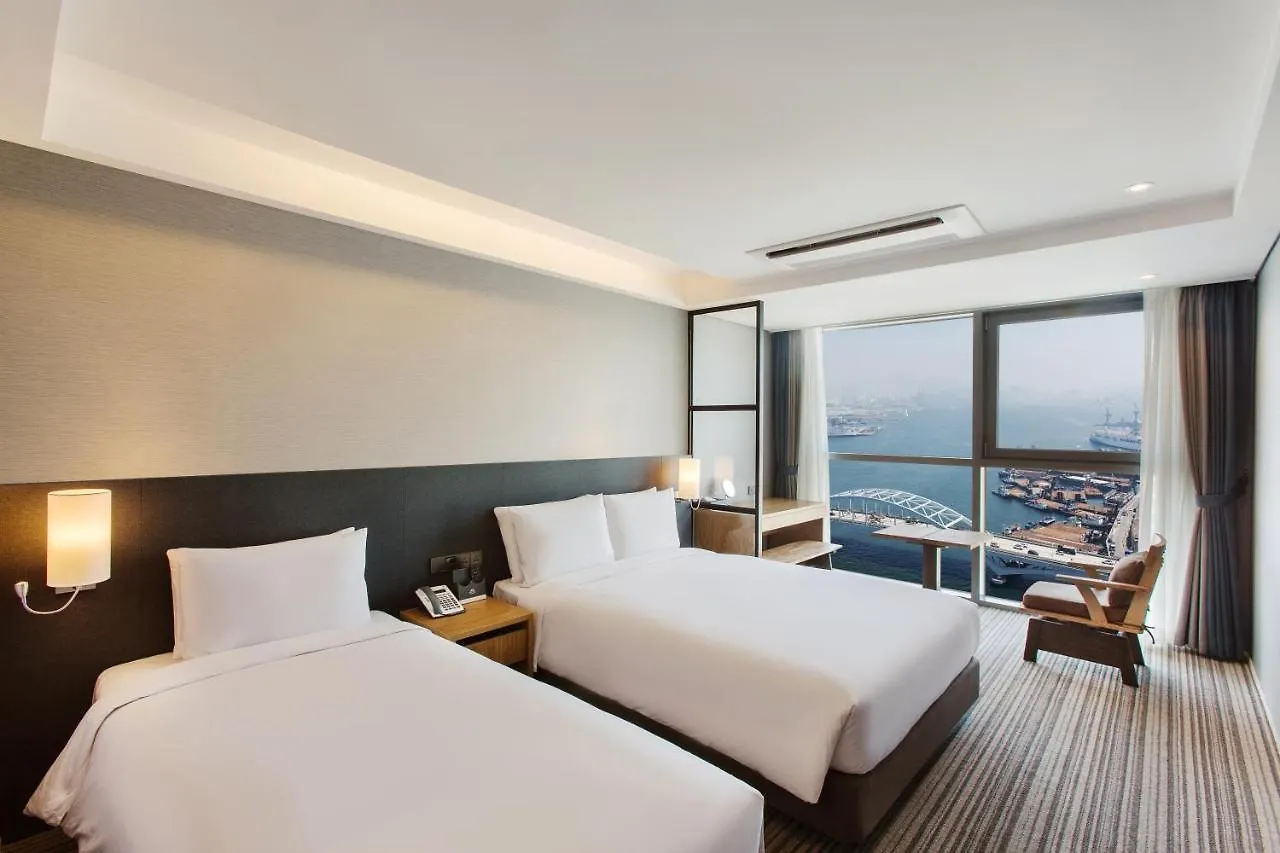 Hotel Adela Busan 4*,