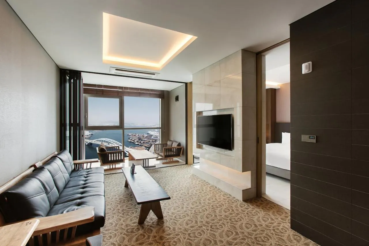 Hotel Adela Busan